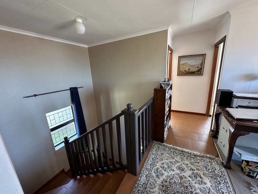 4 Bedroom Property for Sale in Hartenbos Central Western Cape